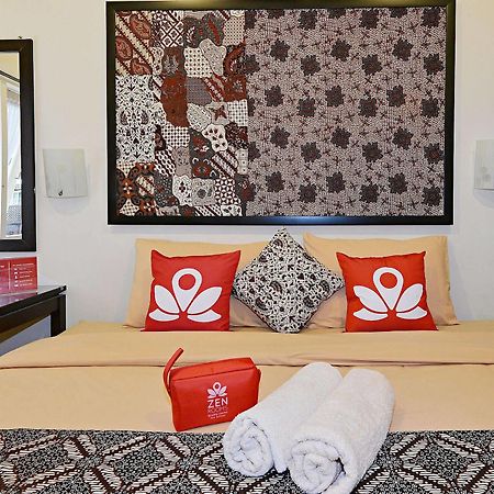 Zen Rooms Panembahan Kraton Yogyakarta Exterior photo